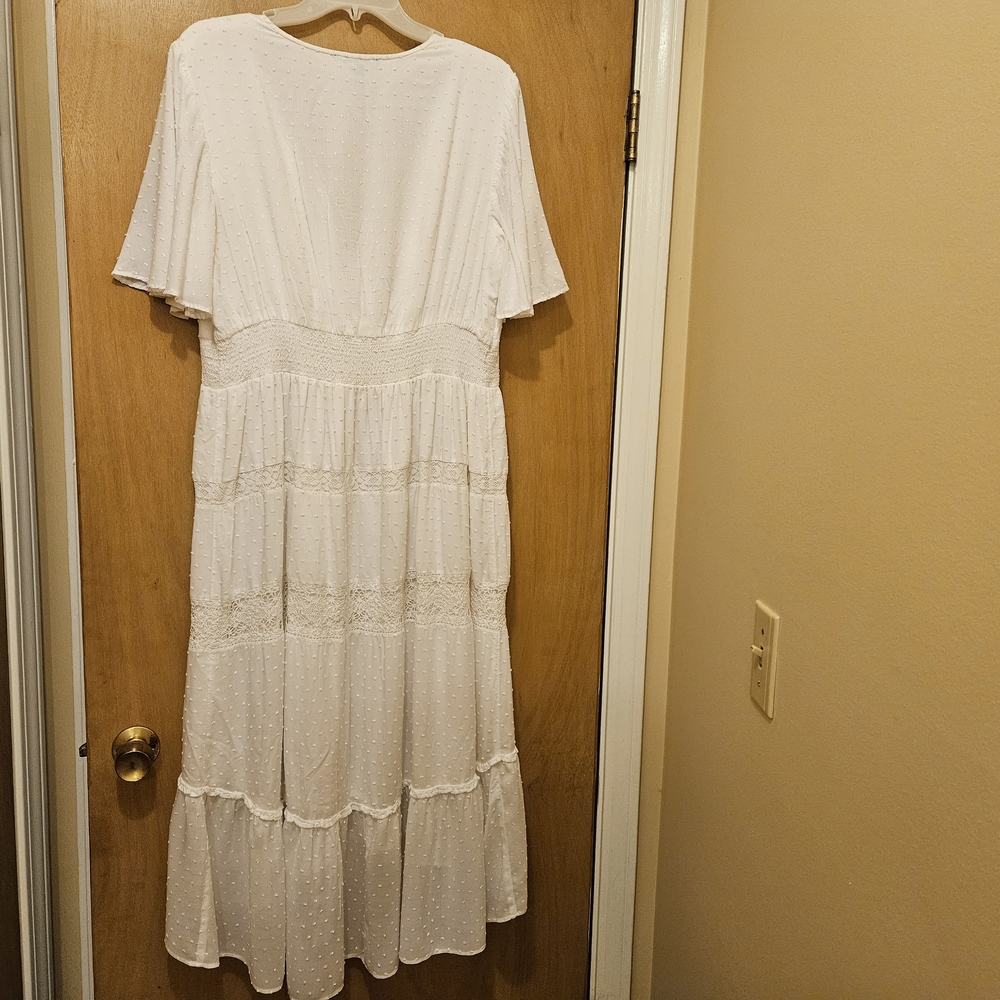 INC International Concepts White V-Neck Flutter Sleeve dress - Picture 2 of 6